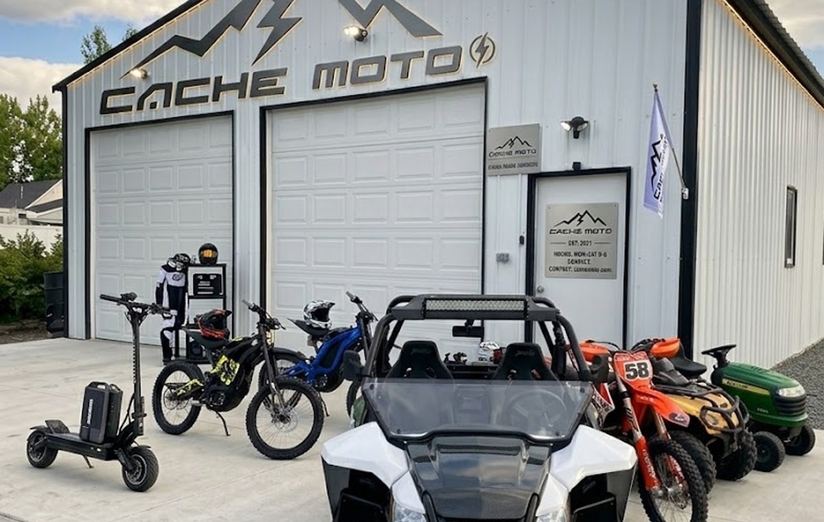 The Cache Moto shop in Nibley, Utah, with machines parked out front